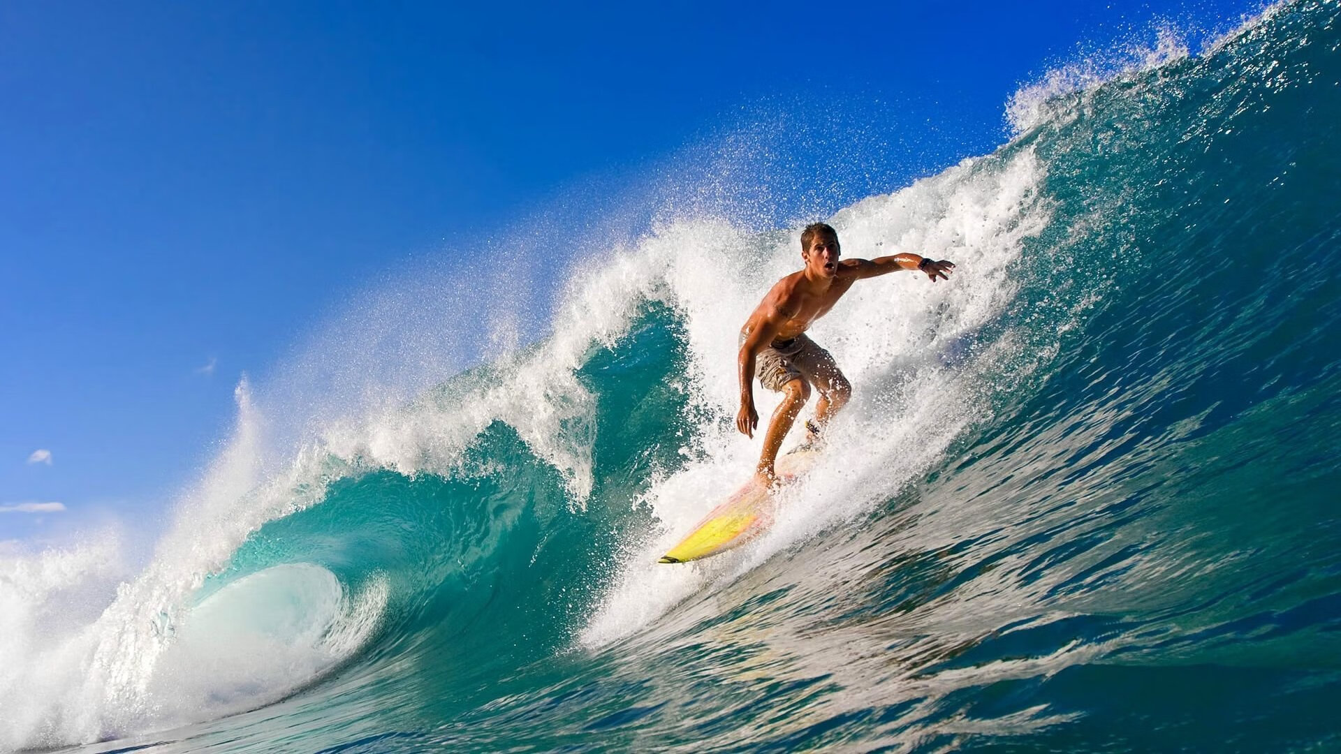 兴隆湖上演轻艇马拉松巅峰对决，兴隆湖水上运动中心